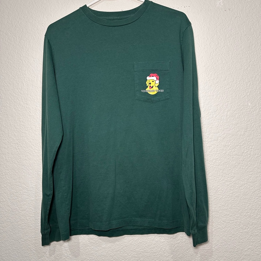 Vineyard Vines Christmas Golden Retriever Santa Hat Pocket T-Shirt Green Small